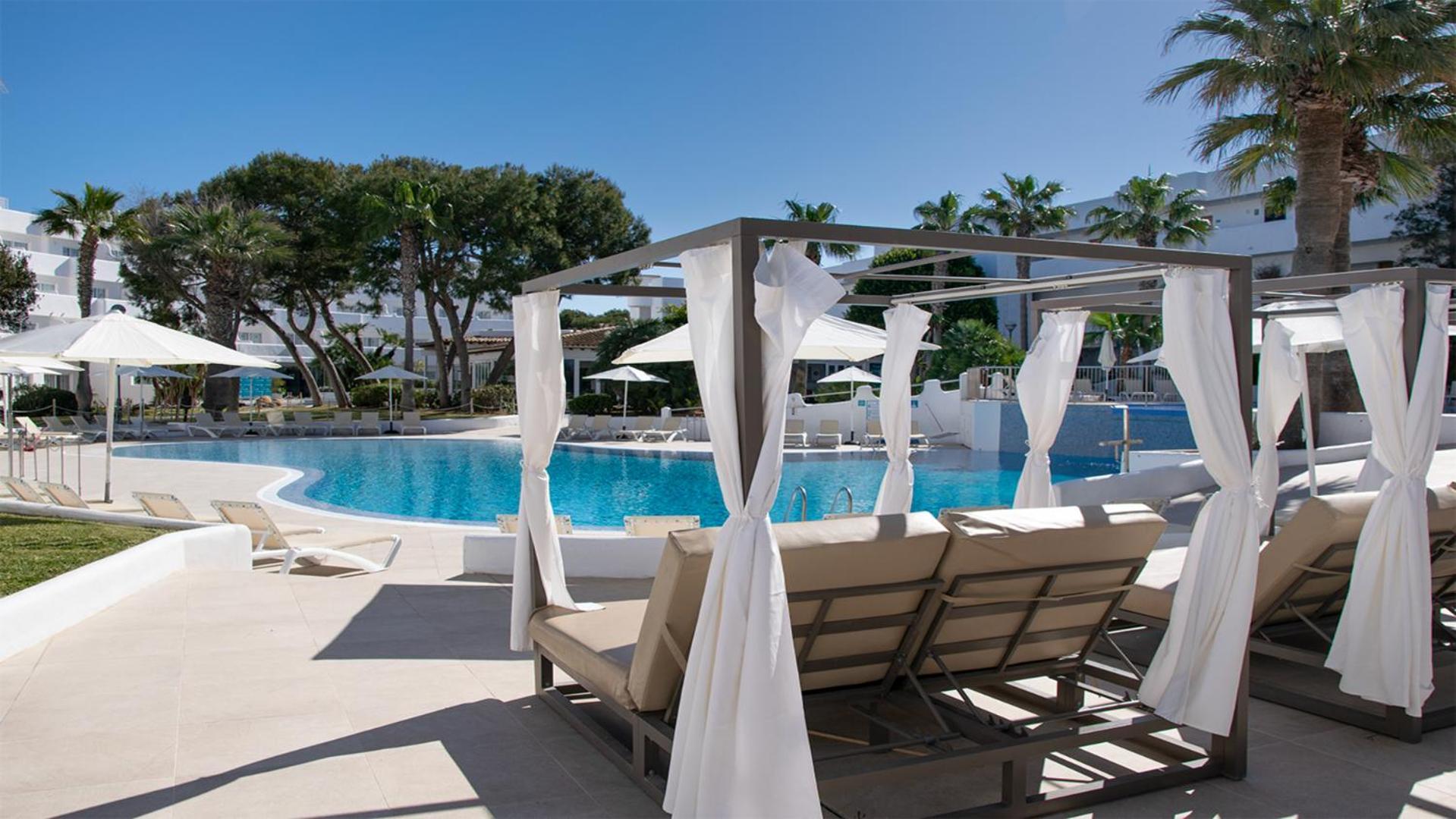 Bluesea Club Martha'S Aparthotel Cala d'Or  Bagian luar foto