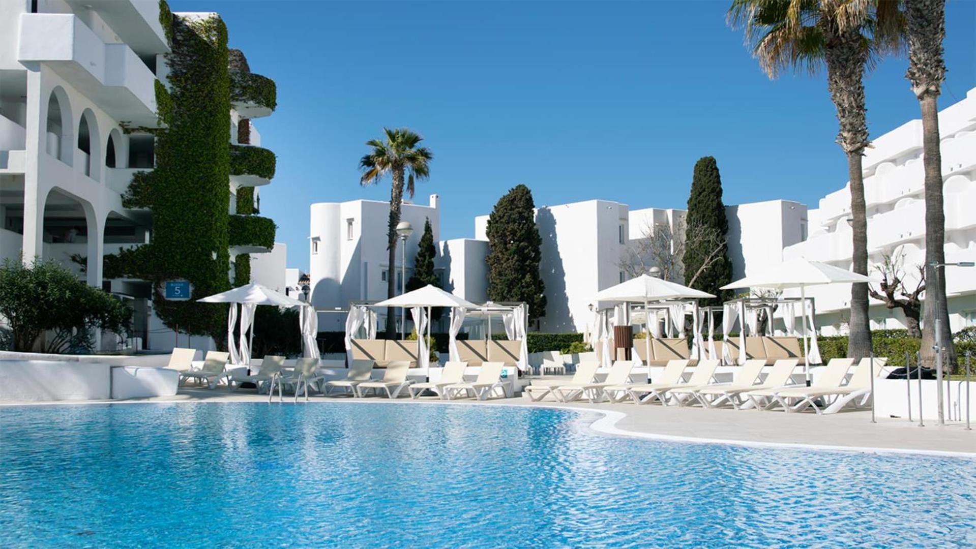 Bluesea Club Martha'S Aparthotel Cala d'Or  Bagian luar foto